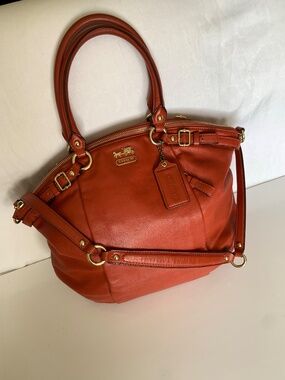 Coach Madison Soft Leather Lindsey Satchel - Like New